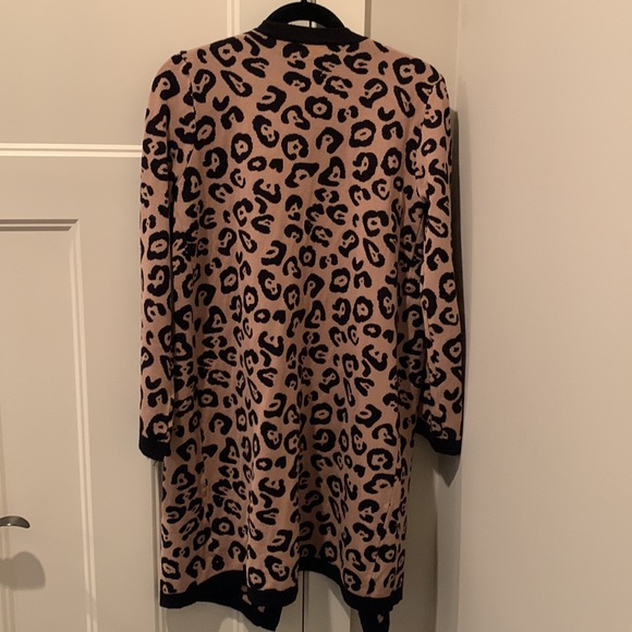 Leopard Cardigan By The Limited. Size Small - Picture 2 of 4